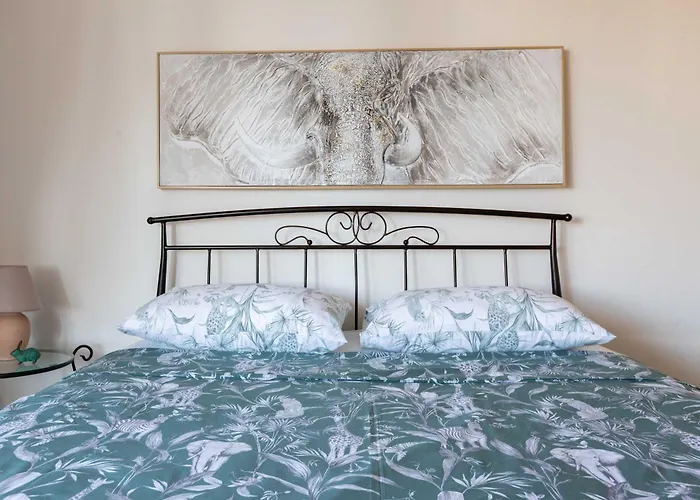 Penthouse 365 Sunsets * Paphos